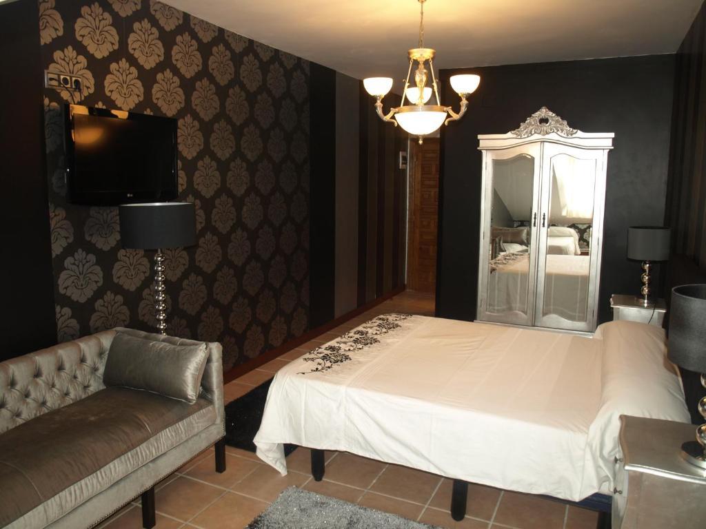 Hosteria El Pomar Novales Room photo
